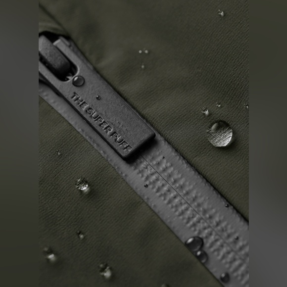 Aritzia The Super Puff₂O™ Long - Rainstop™ - Picture 12 of 12